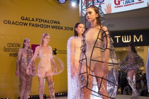 Pokaz laureatów Cracow Fashion Awards w Galerii Kazimierz