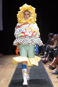 Cracow Fashion Awards - kolekcja Katarzyny Dworeckiej "SUNNY SIDE UP"